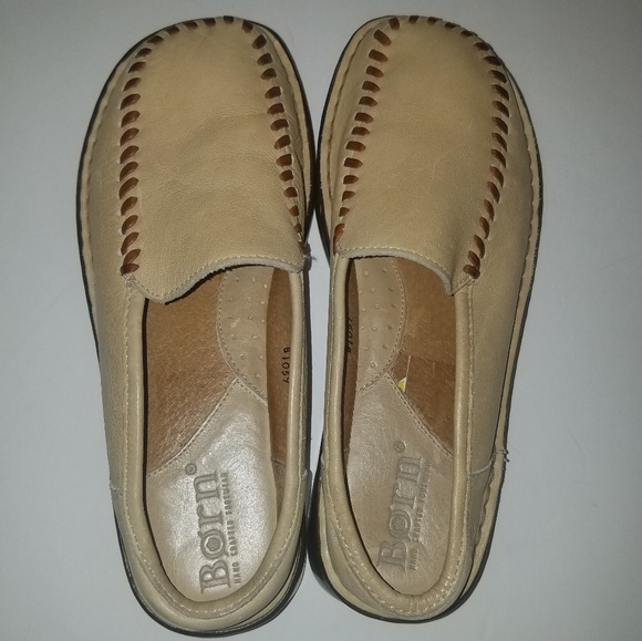 Born Shoes - 💥 8 | BORN | STITCHED LEATHER MULES FLATS